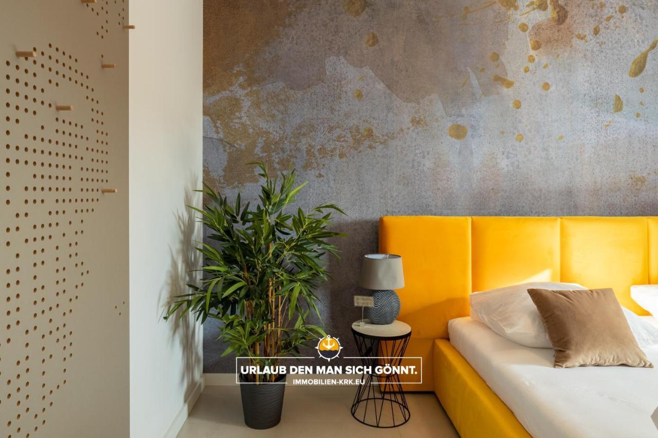Appartamento Penthouse Panorama Deluxe In Malinska Esterno foto