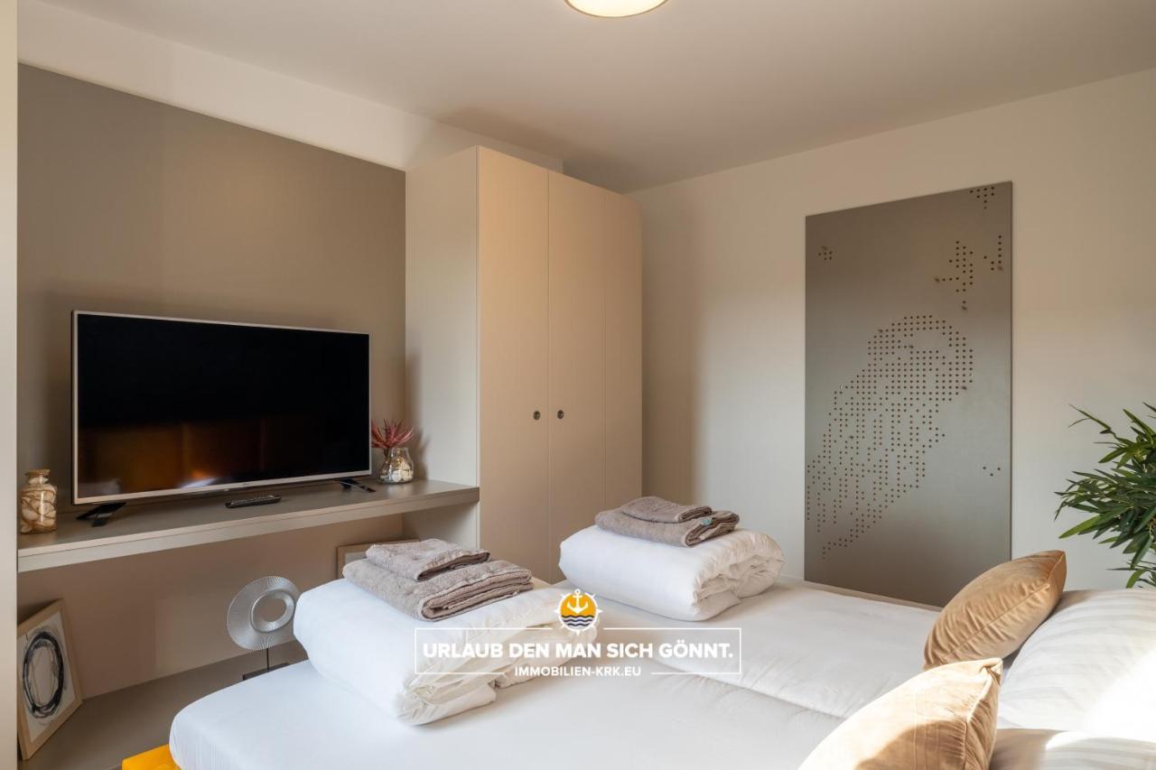 Appartamento Penthouse Panorama Deluxe In Malinska Esterno foto