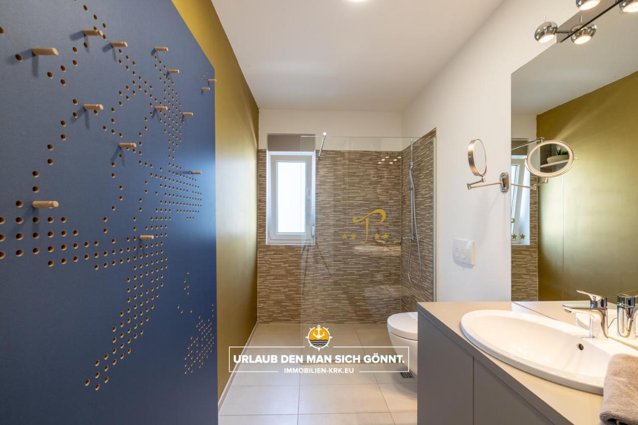 Appartamento Penthouse Panorama Deluxe In Malinska Esterno foto